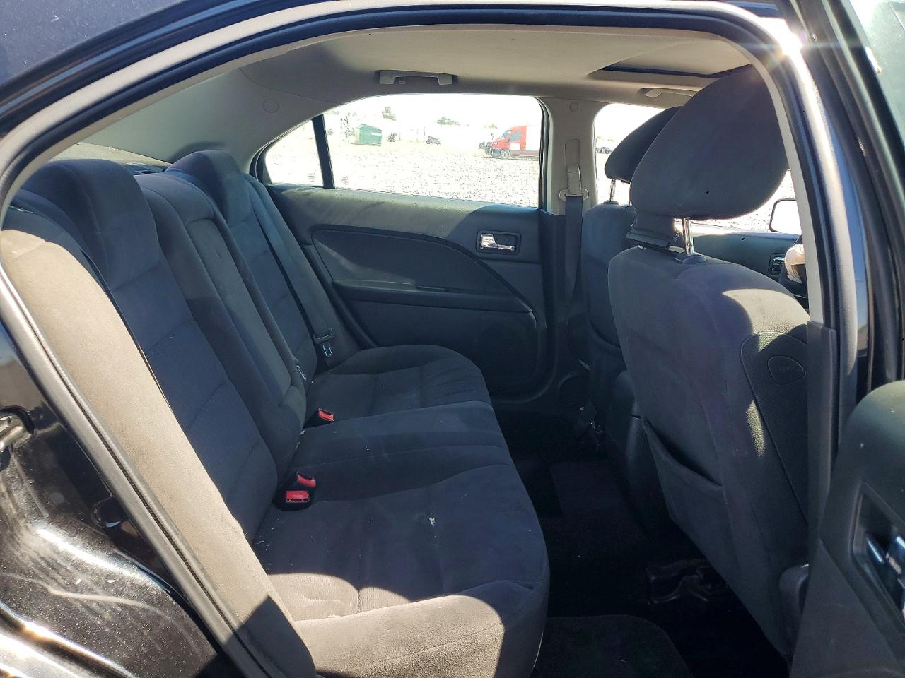 2009 FORD FUSION SE photo 19
