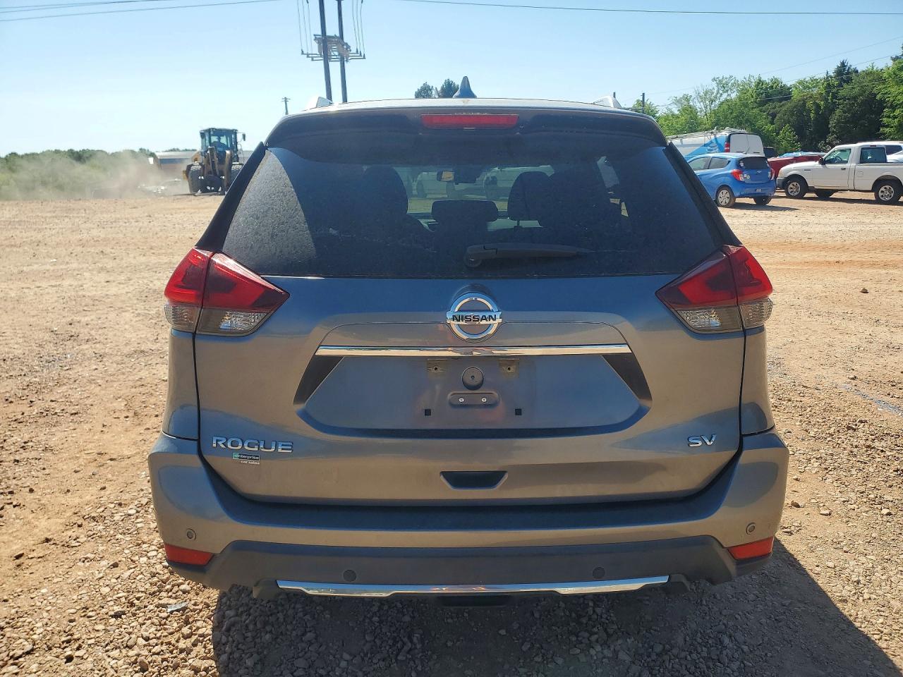 2020 NISSAN ROGUE SV photo 16