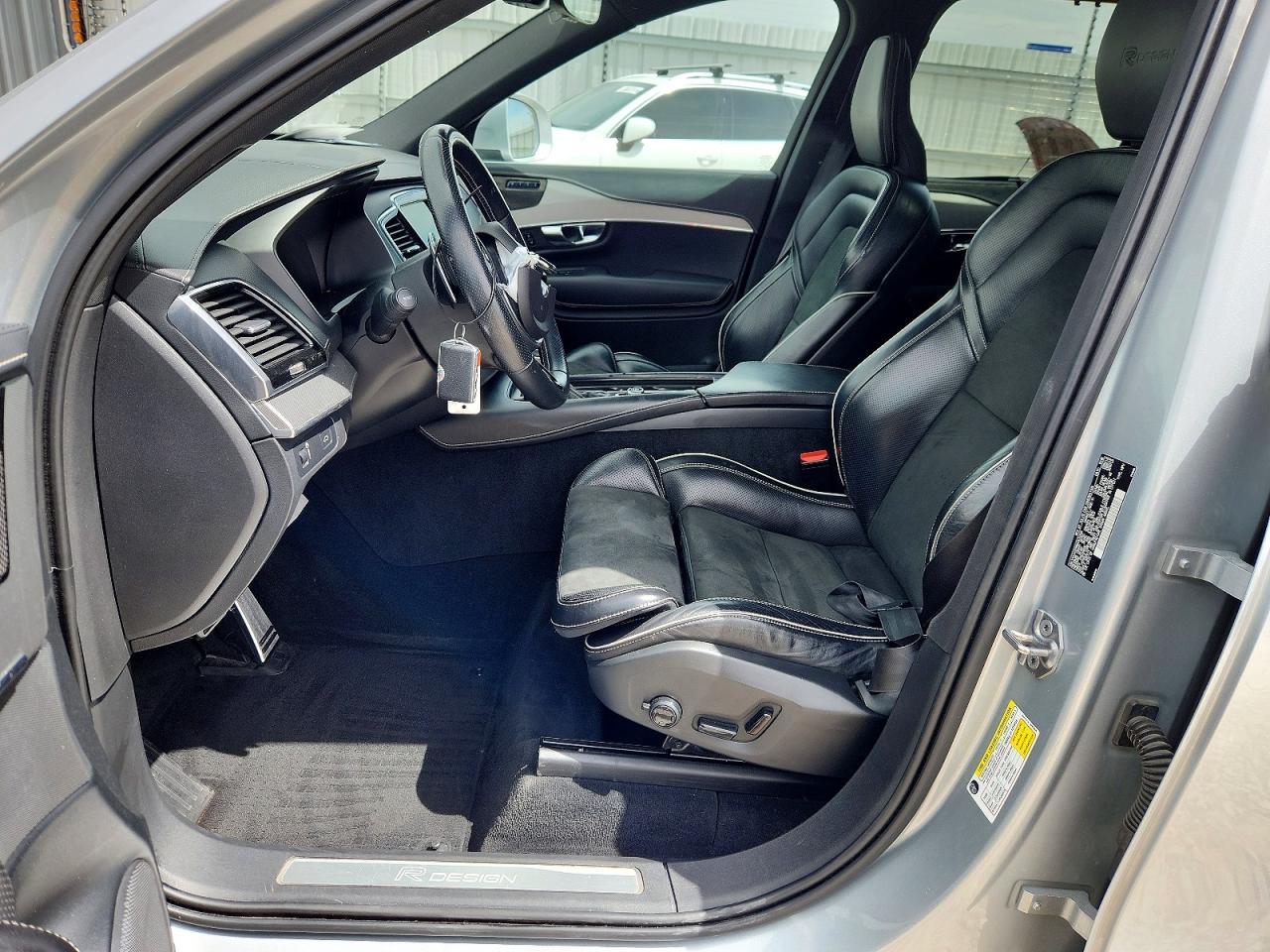 2019 VOLVO XC90 T6 R-DESIGN photo 13