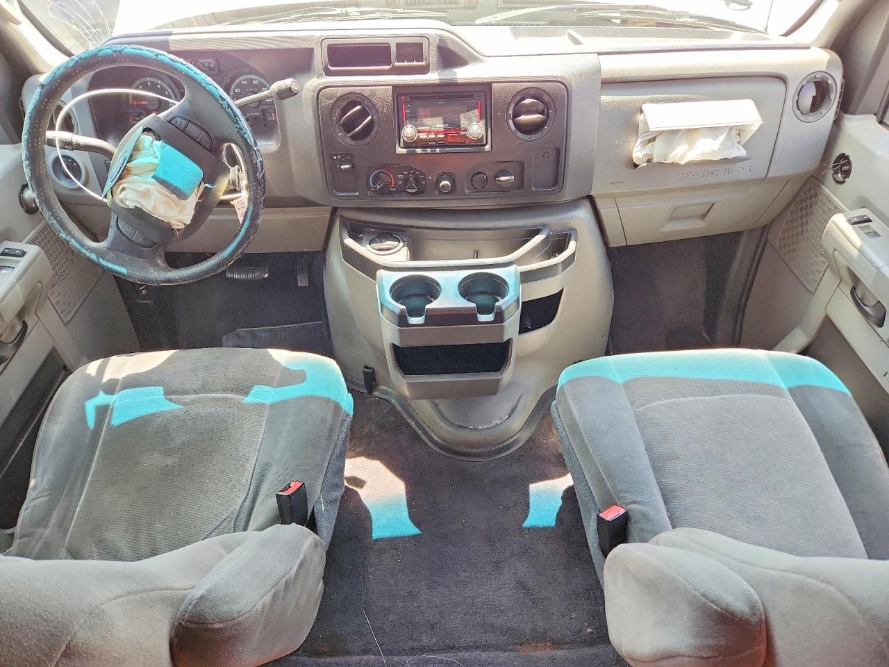 2010 FORD ECONOLINE E250 VAN photo 22