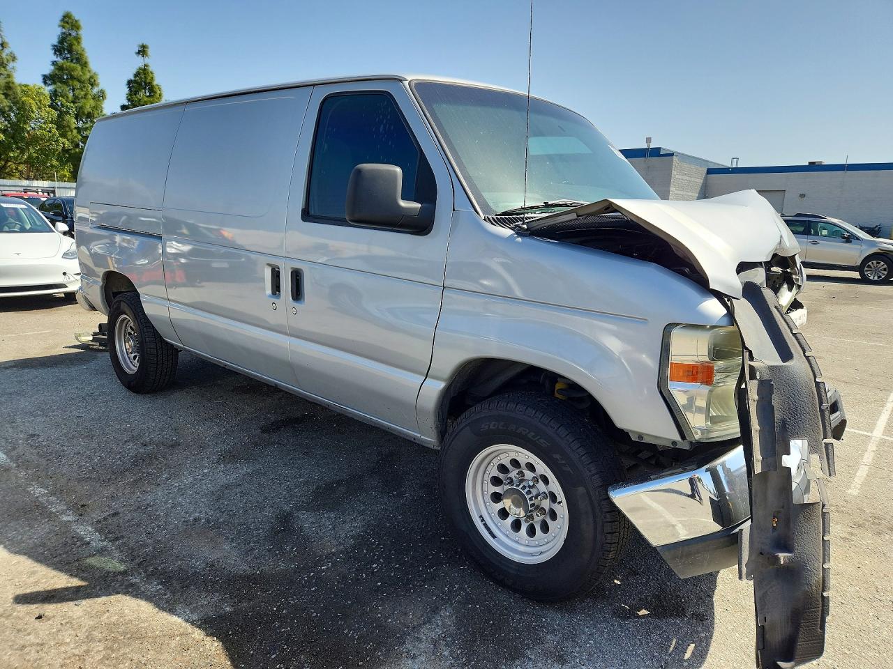 2010 FORD ECONOLINE E250 VAN photo 10