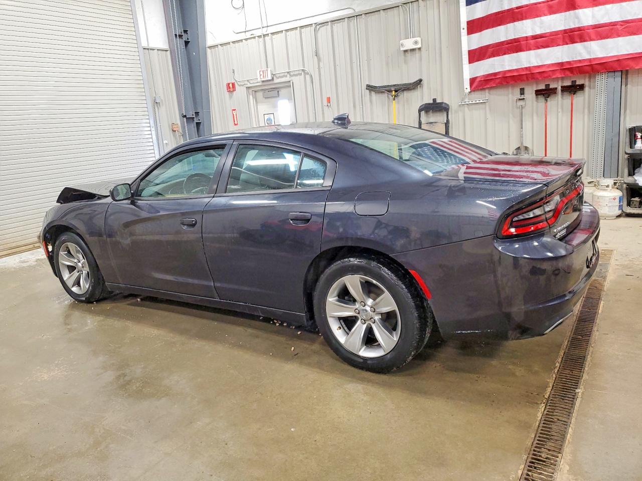 2017 DODGE CHARGER SXT photo 3