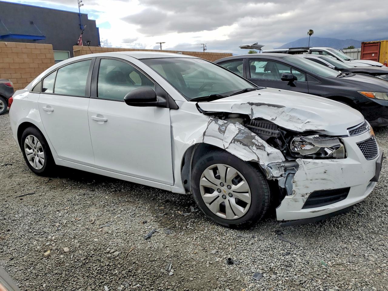 2014 CHEVROLET CRUZE LS photo 10