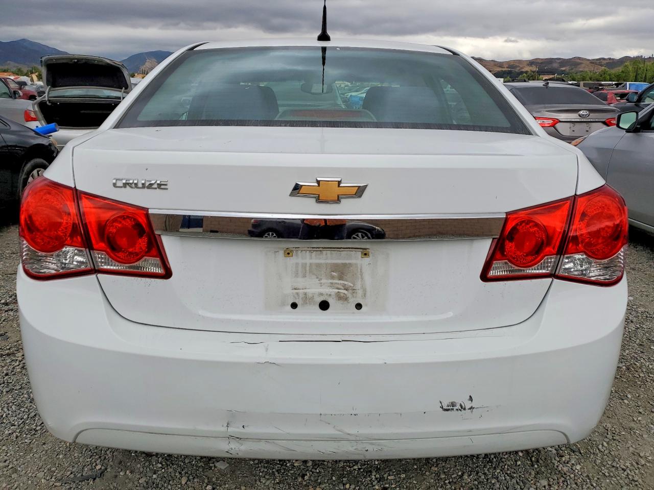 2014 CHEVROLET CRUZE LS photo 16