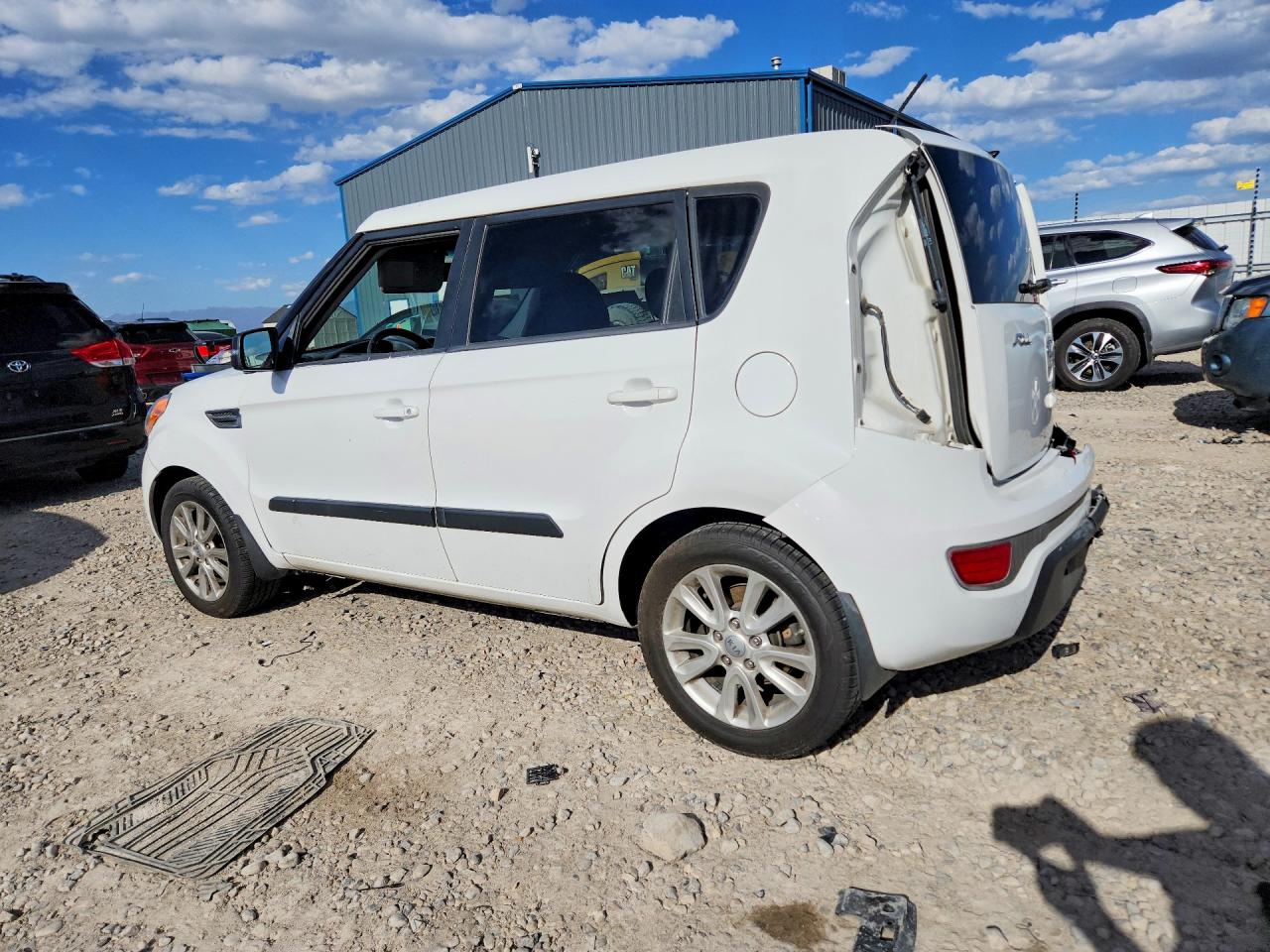 2013 KIA SOUL + photo 3