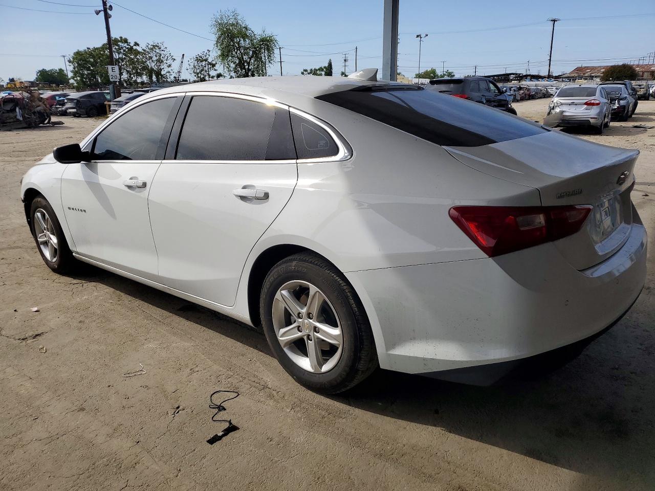 2024 CHEVROLET MALIBU LT photo 3