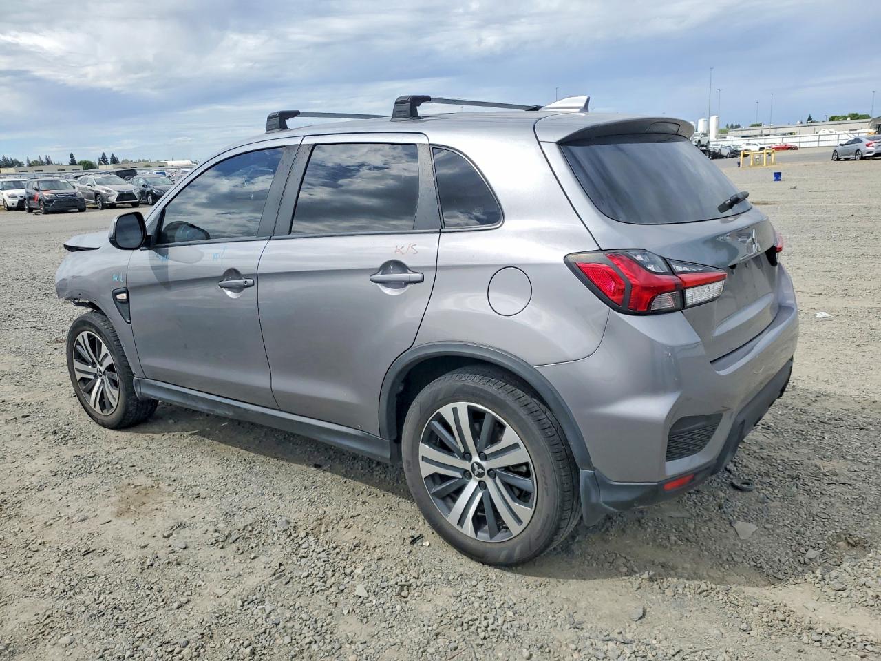 2022 MITSUBISHI OUTLANDER SPORT photo 2
