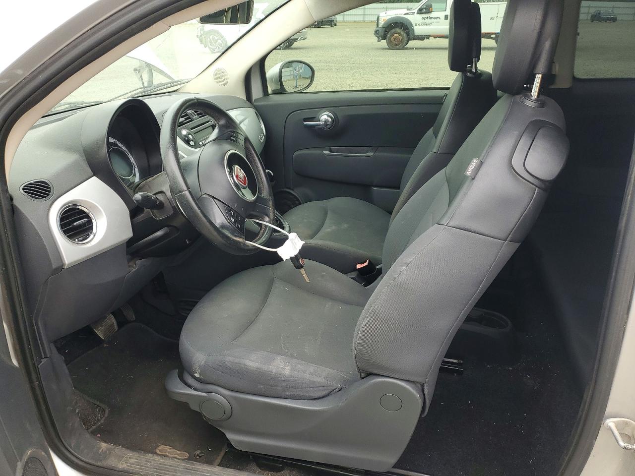 2013 FIAT 500 POP photo 13
