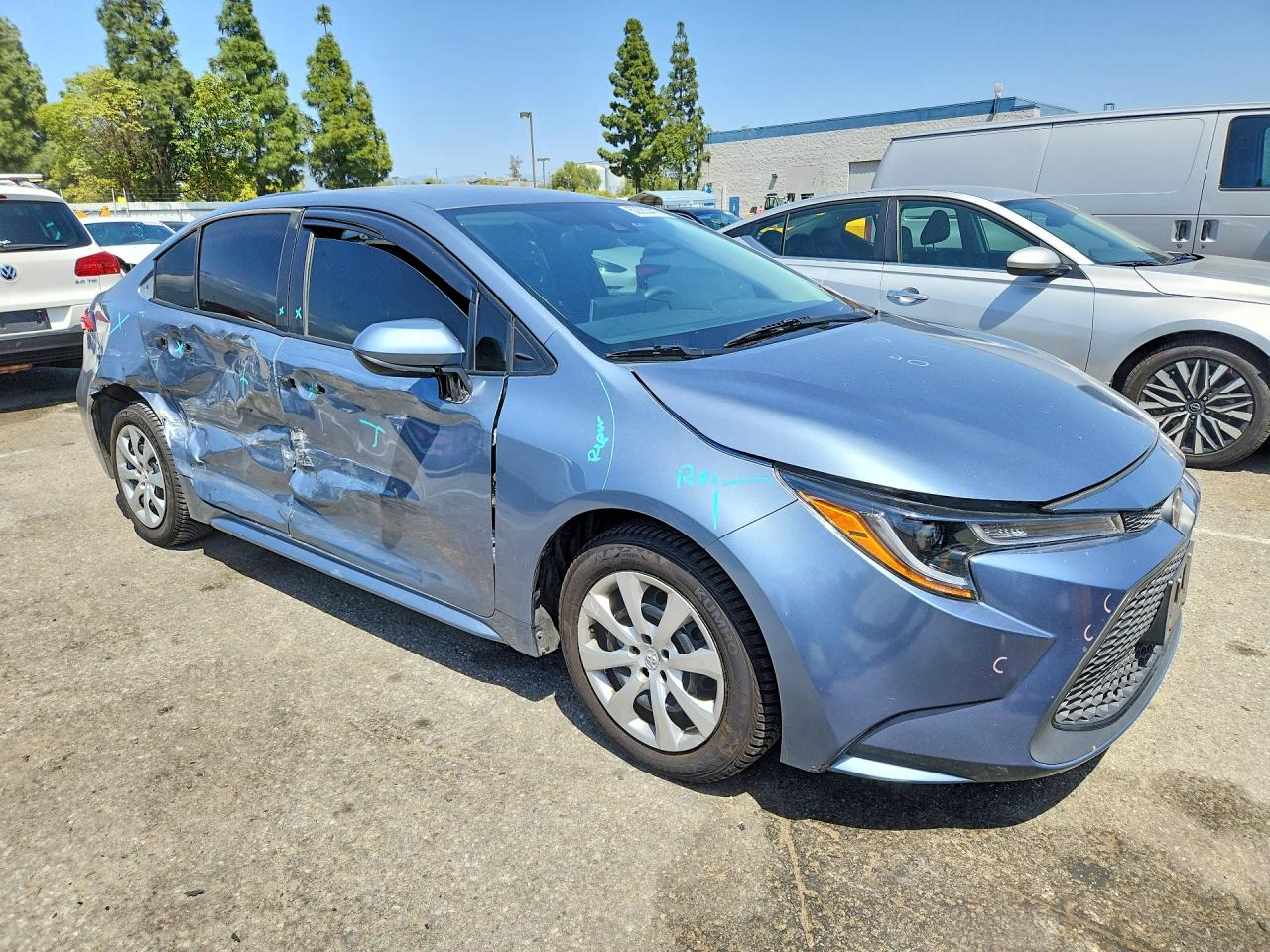 2021 TOYOTA COROLLA LE photo 7