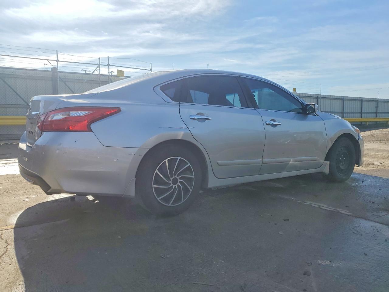 2016 NISSAN ALTIMA 2.5 S photo 5