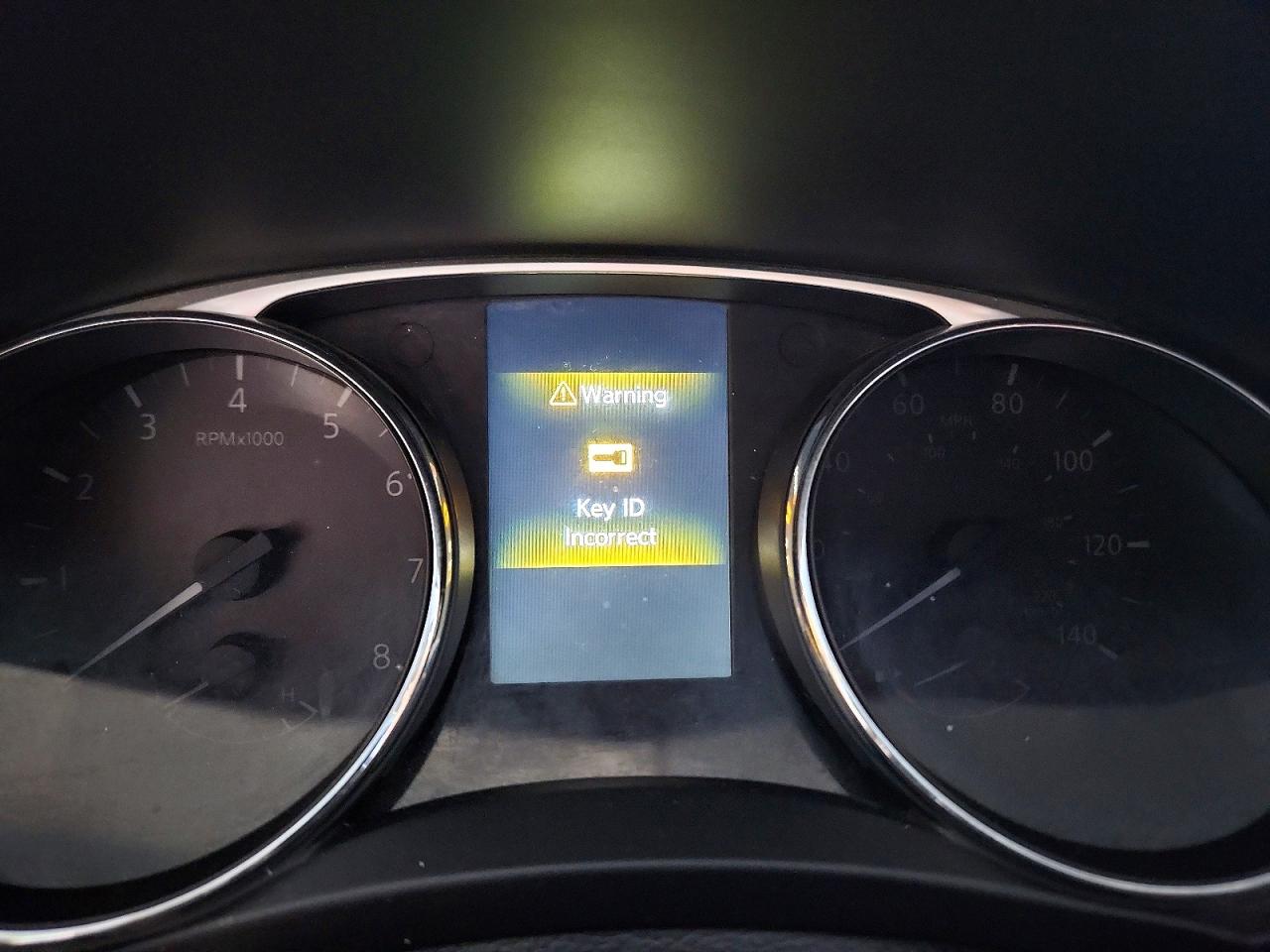 2014 NISSAN ROGUE SV photo 17