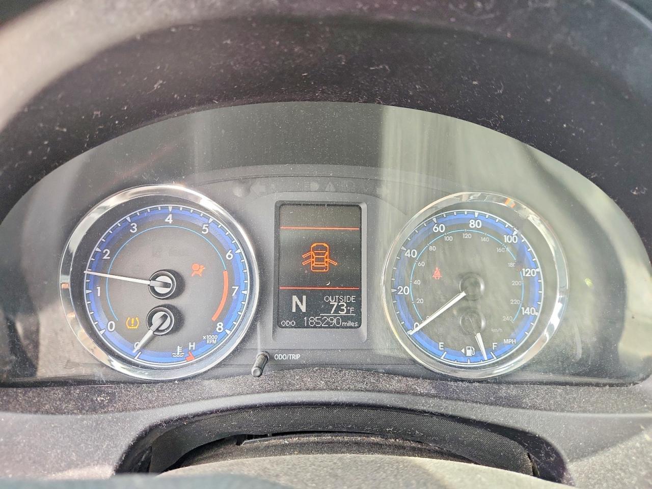 2018 TOYOTA COROLLA LE photo 17