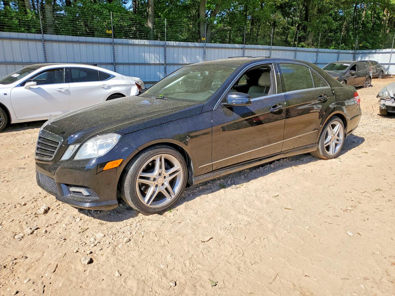 2011 MERCEDES-BENZ E