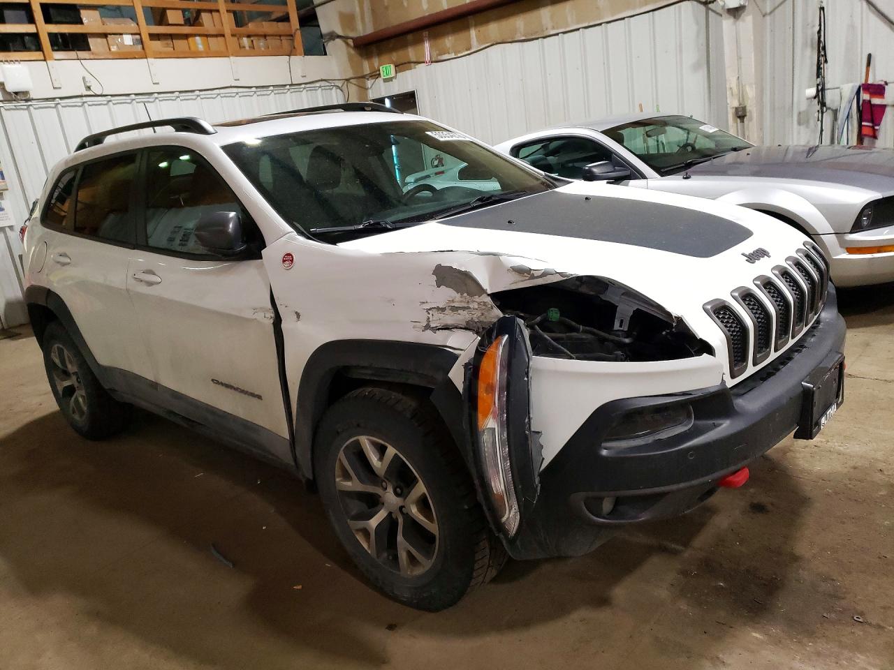 2017 JEEP CHEROKEE TRAILHAWK photo 10