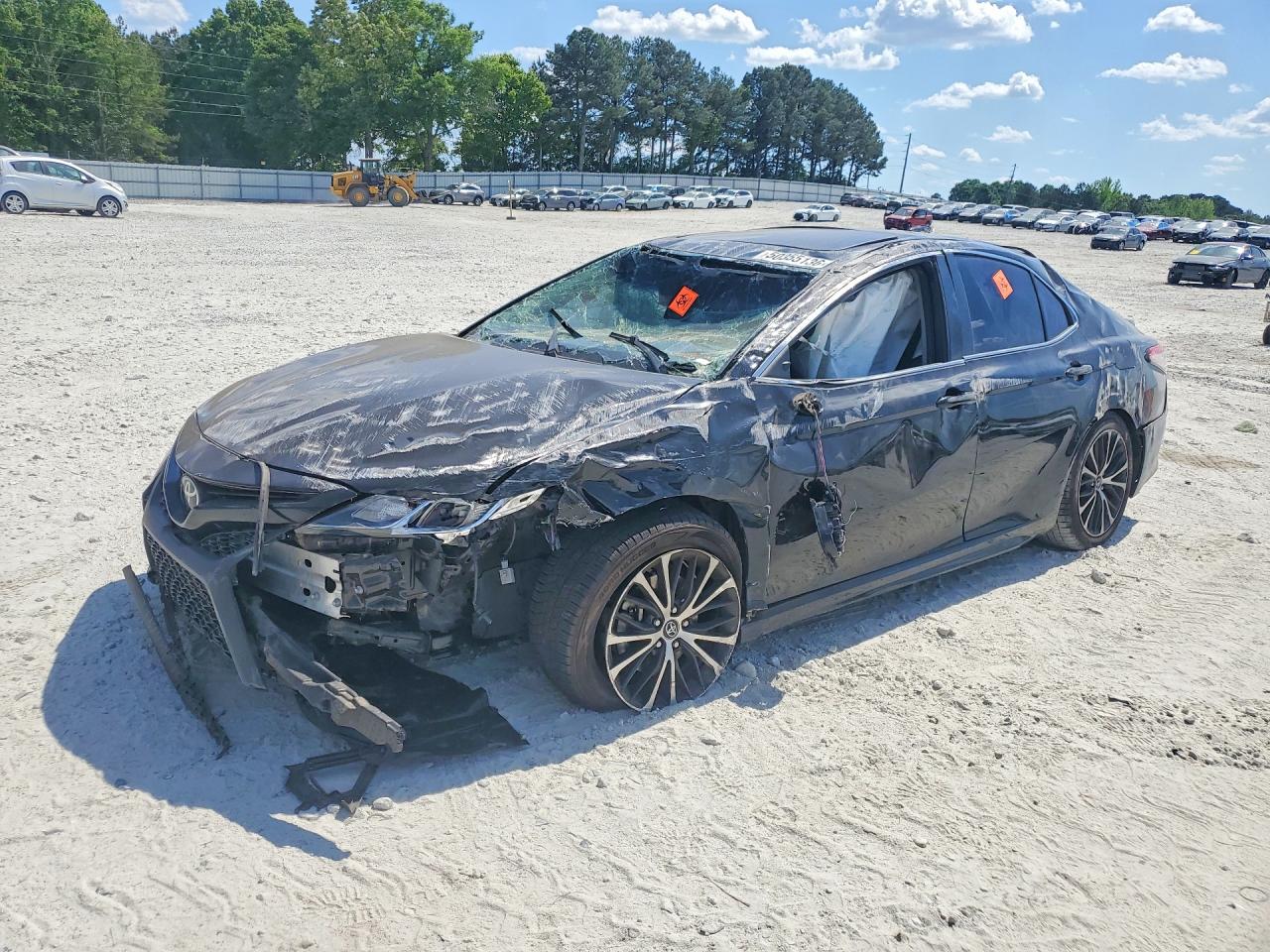 2018 TOYOTA CAMRY