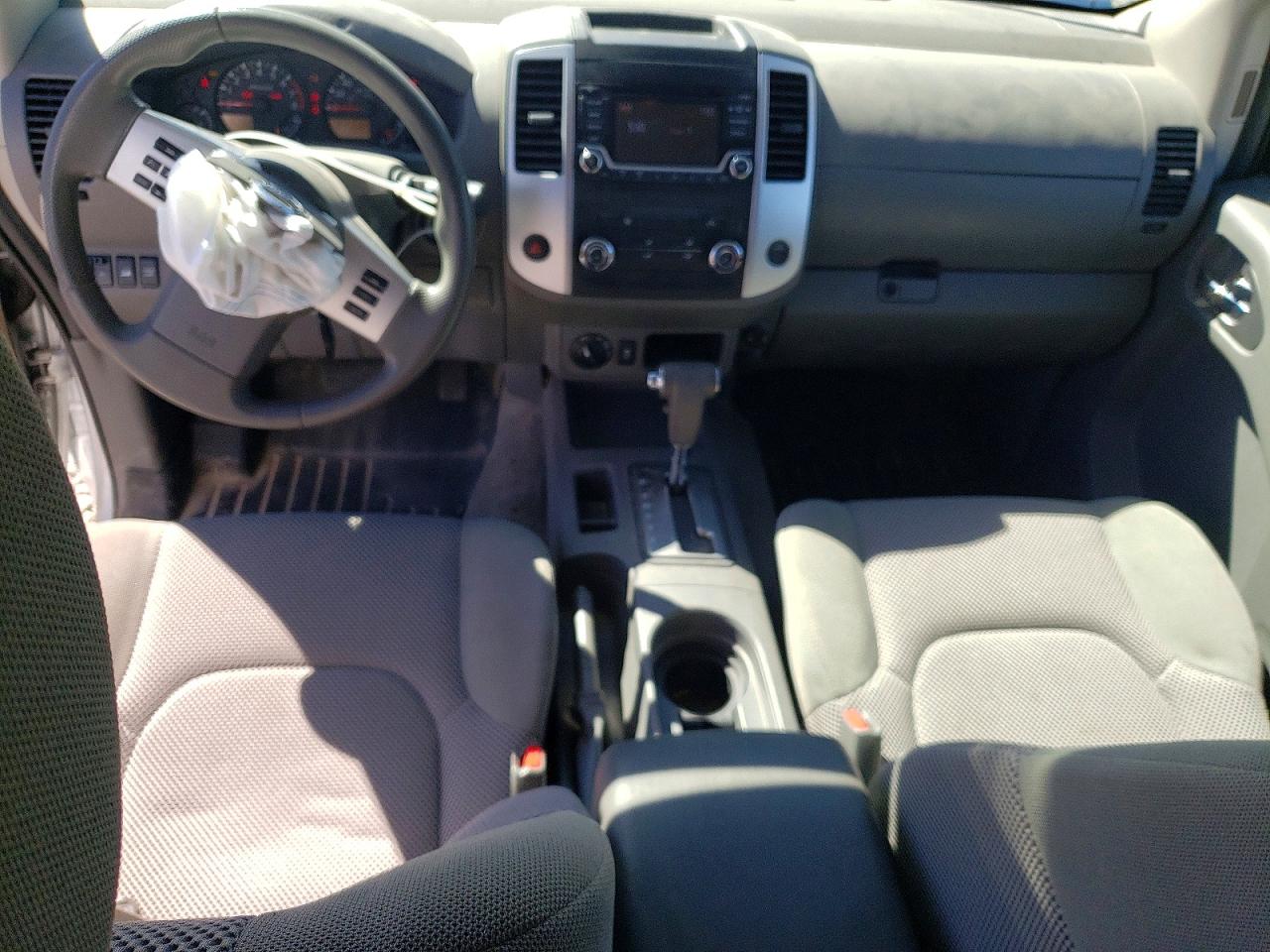 2018 NISSAN FRONTIER SV photo 15
