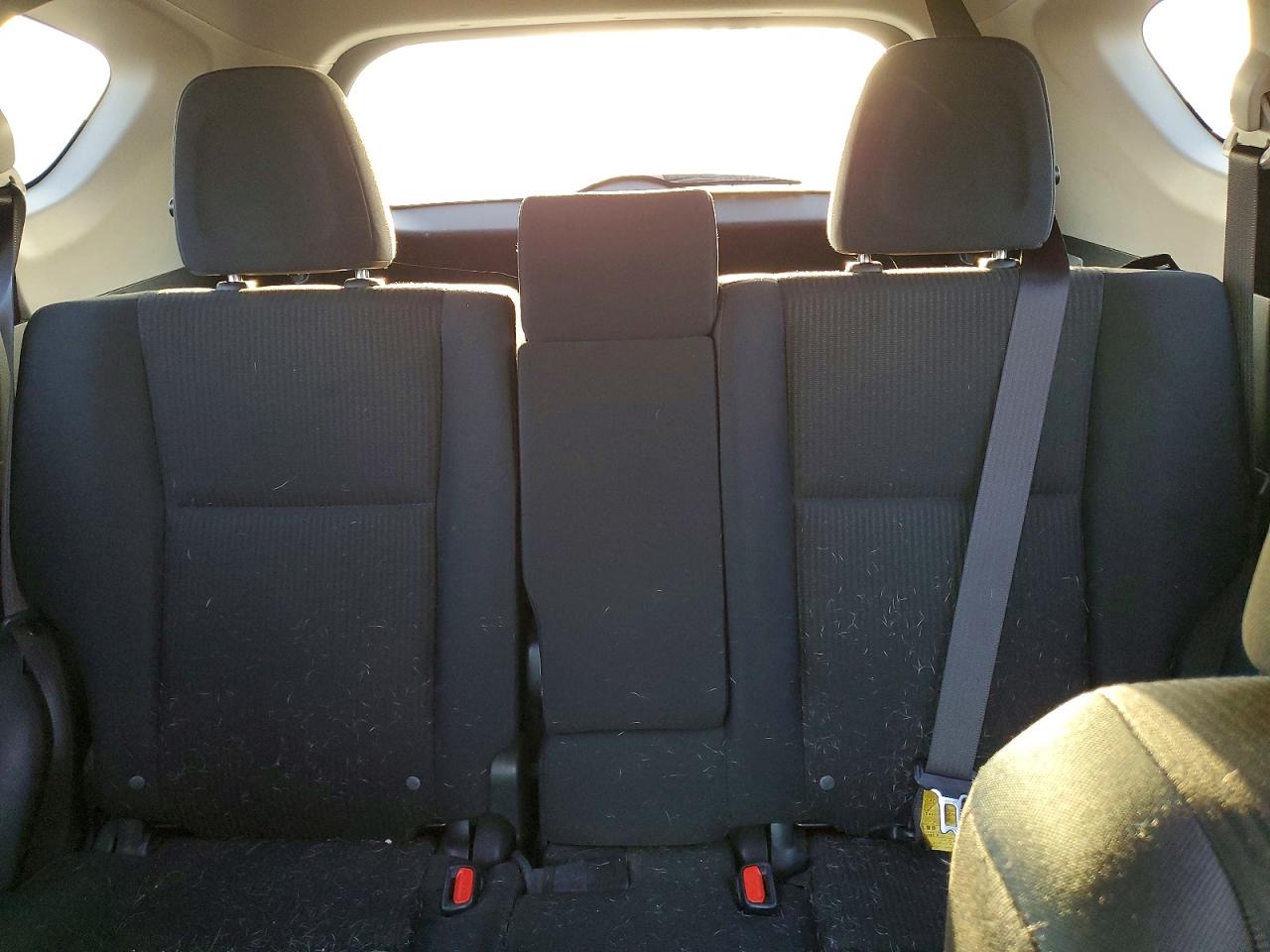 2018 TOYOTA RAV4 LE photo 19