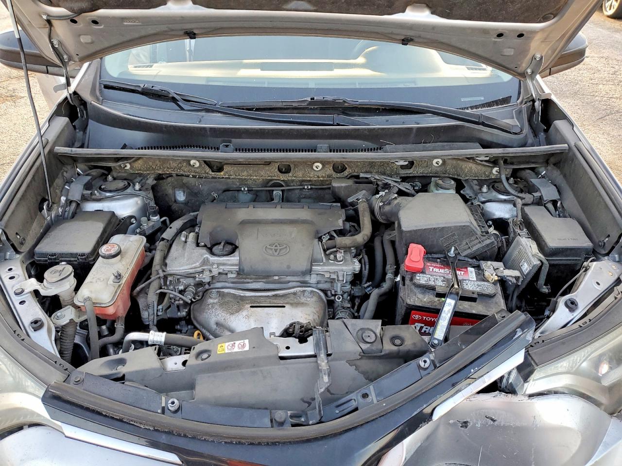 2018 TOYOTA RAV4 LE photo 23