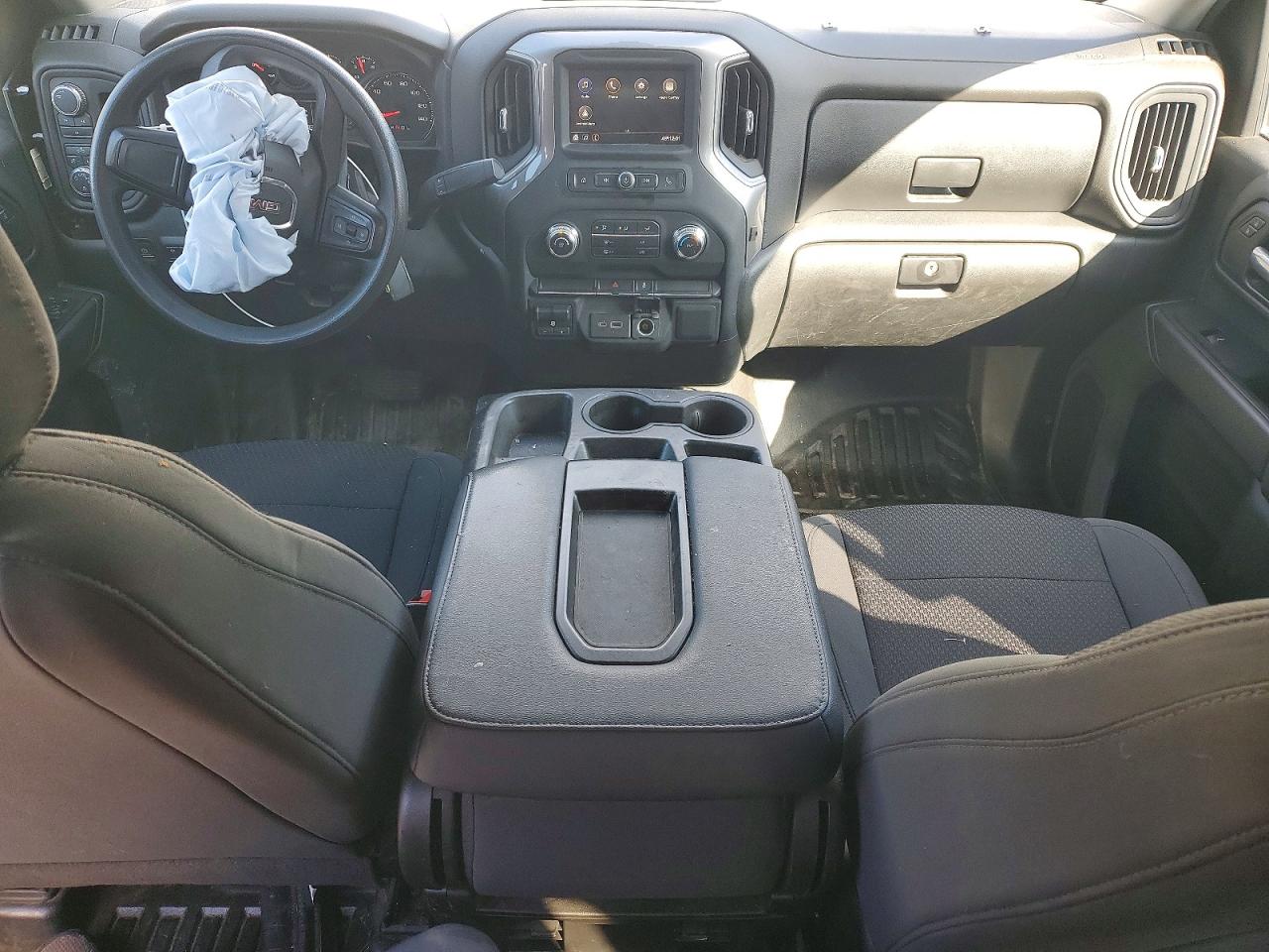 2021 GMC SIERRA K3500 photo 15