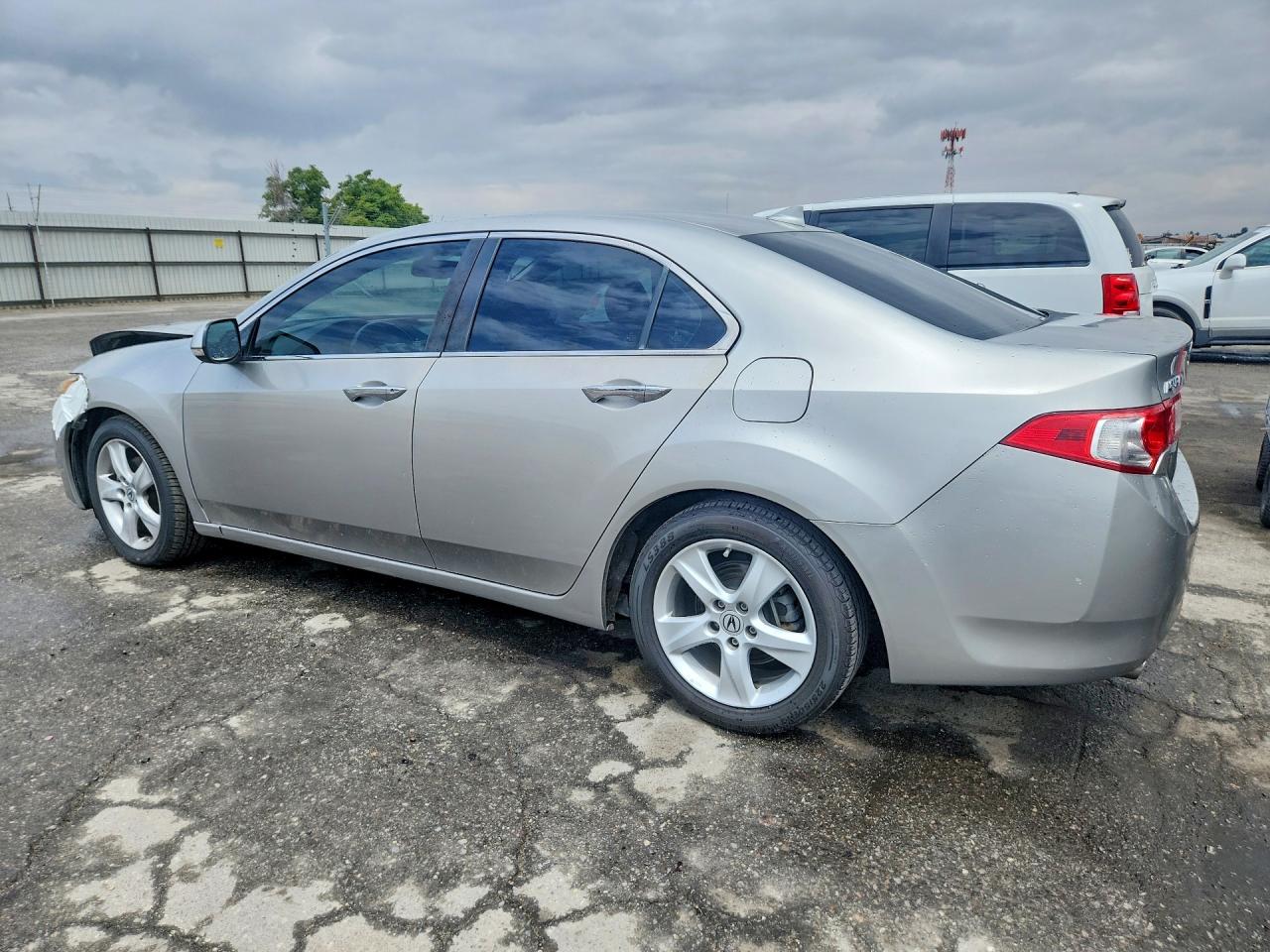 2009 ACURA TSX photo 2