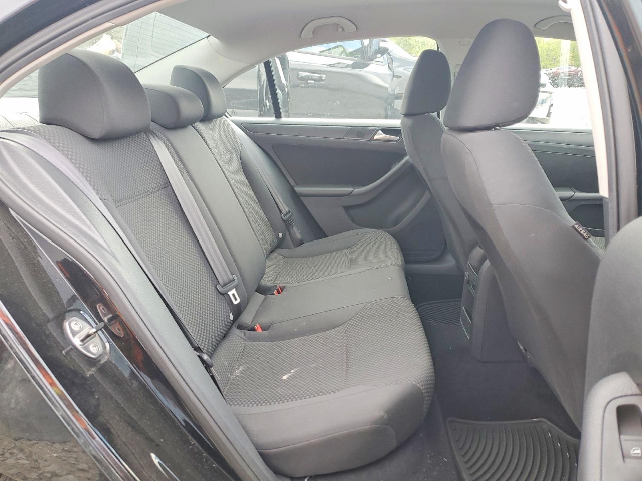 2014 VOLKSWAGEN JETTA BASE photo 10