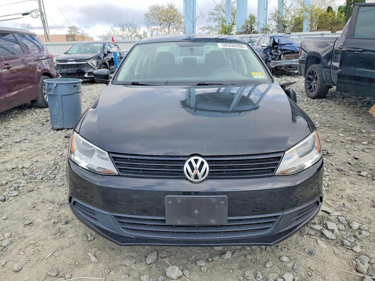 2014 VOLKSWAGEN JETTA BASE photo 5