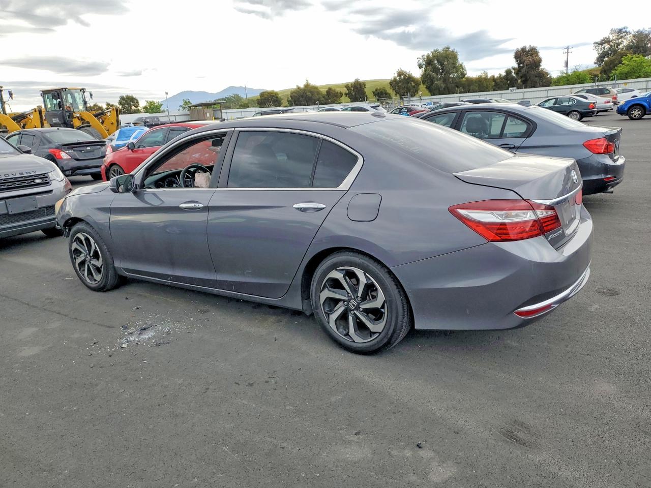 2016 HONDA ACCORD EX photo 2