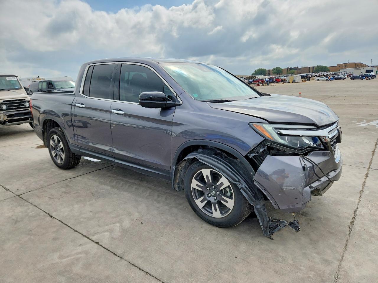 2019 HONDA RIDGELINE RTL photo 4