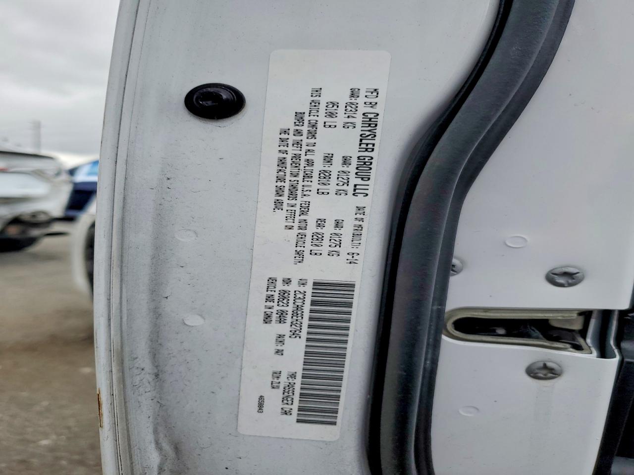 2014 CHRYSLER 300 BASE photo 34