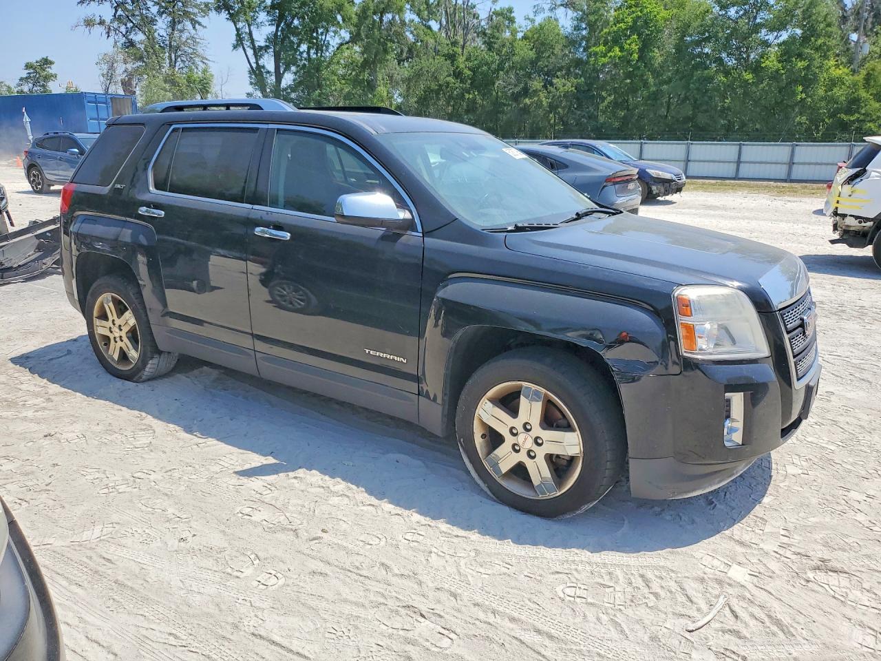 2013 GMC TERRAIN SLT photo 7