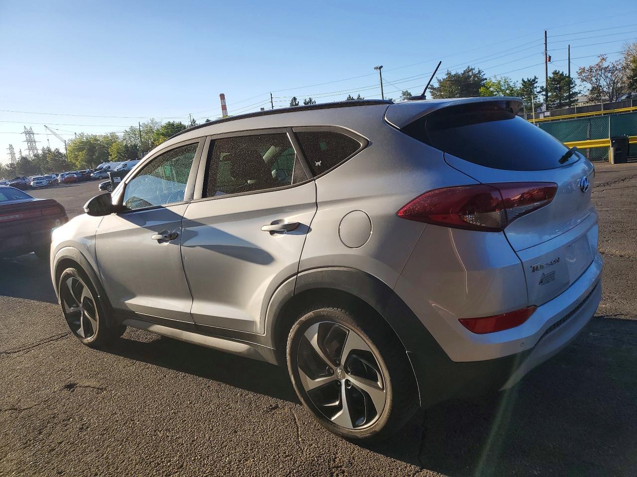 2017 HYUNDAI TUCSON VALUE photo 3