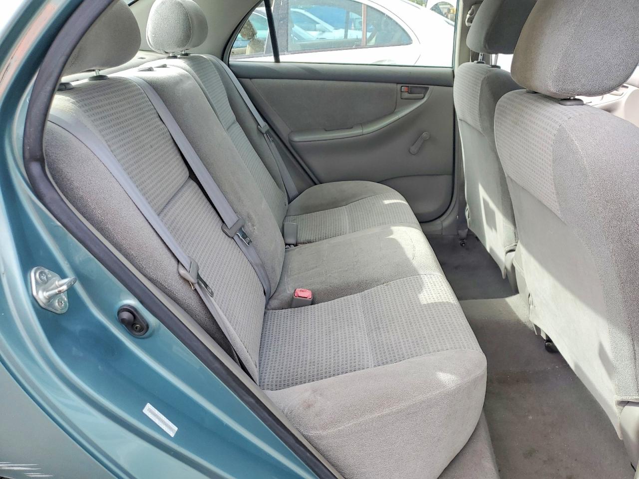 2005 TOYOTA COROLLA CE photo 19