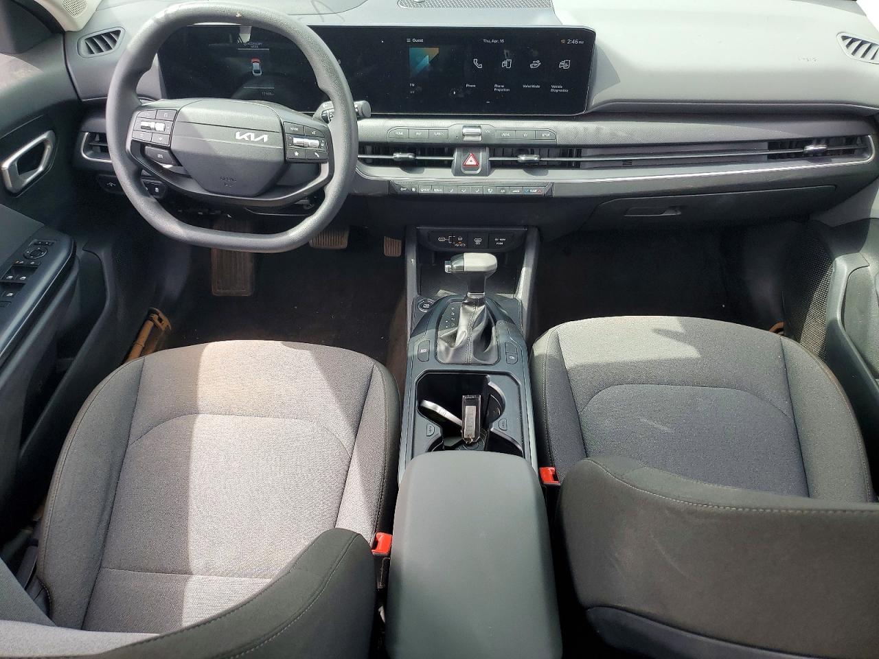 2025 KIA K4 LXS photo 8