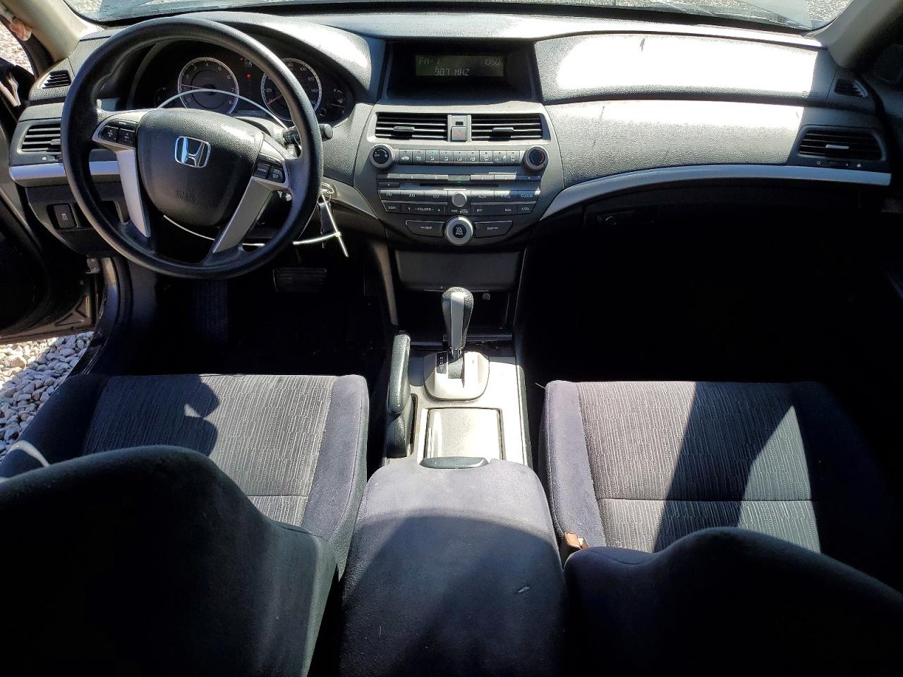 2011 HONDA ACCORD LX photo 15