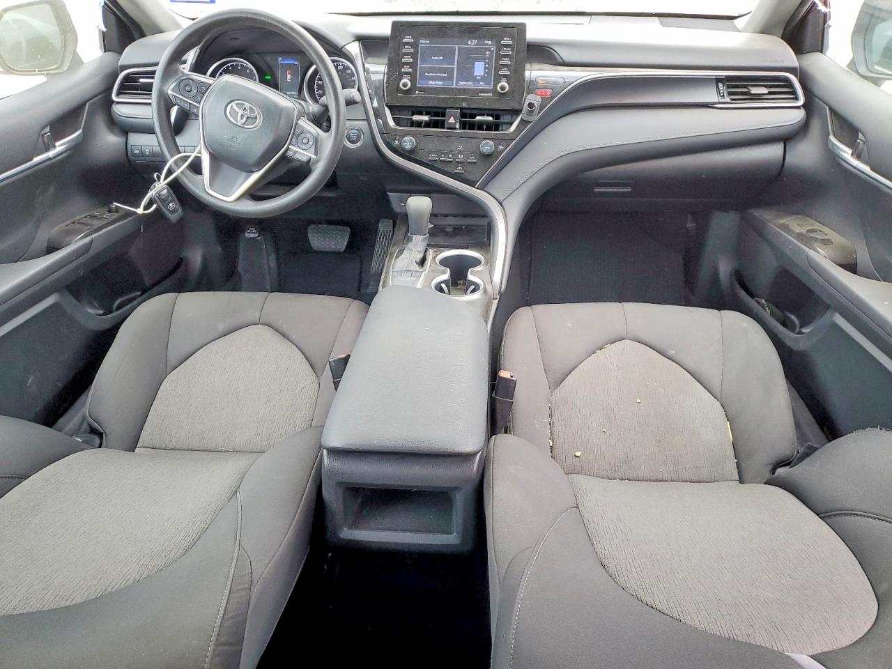 2024 TOYOTA CAMRY LE photo 15