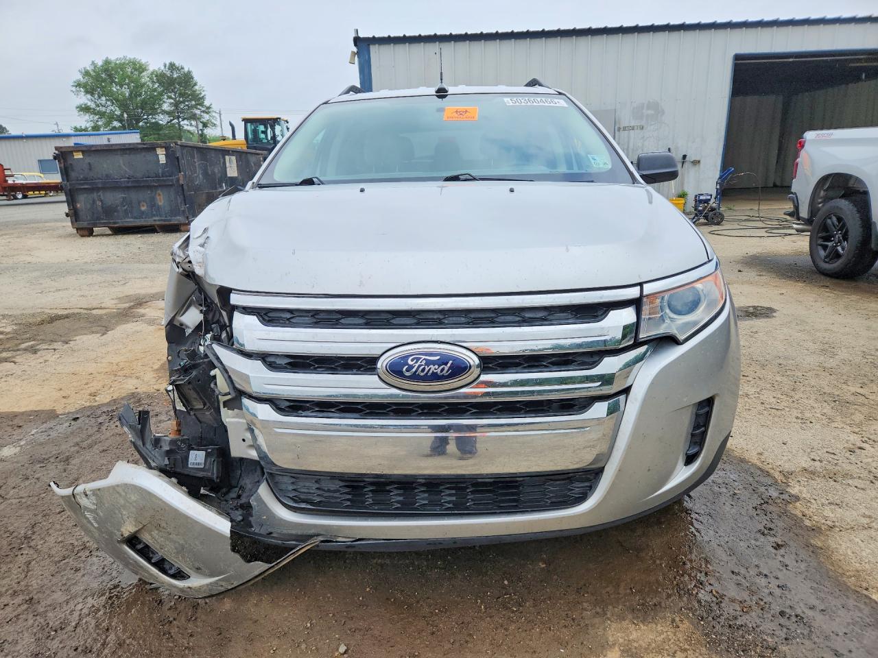 2013 FORD EDGE SE photo 9