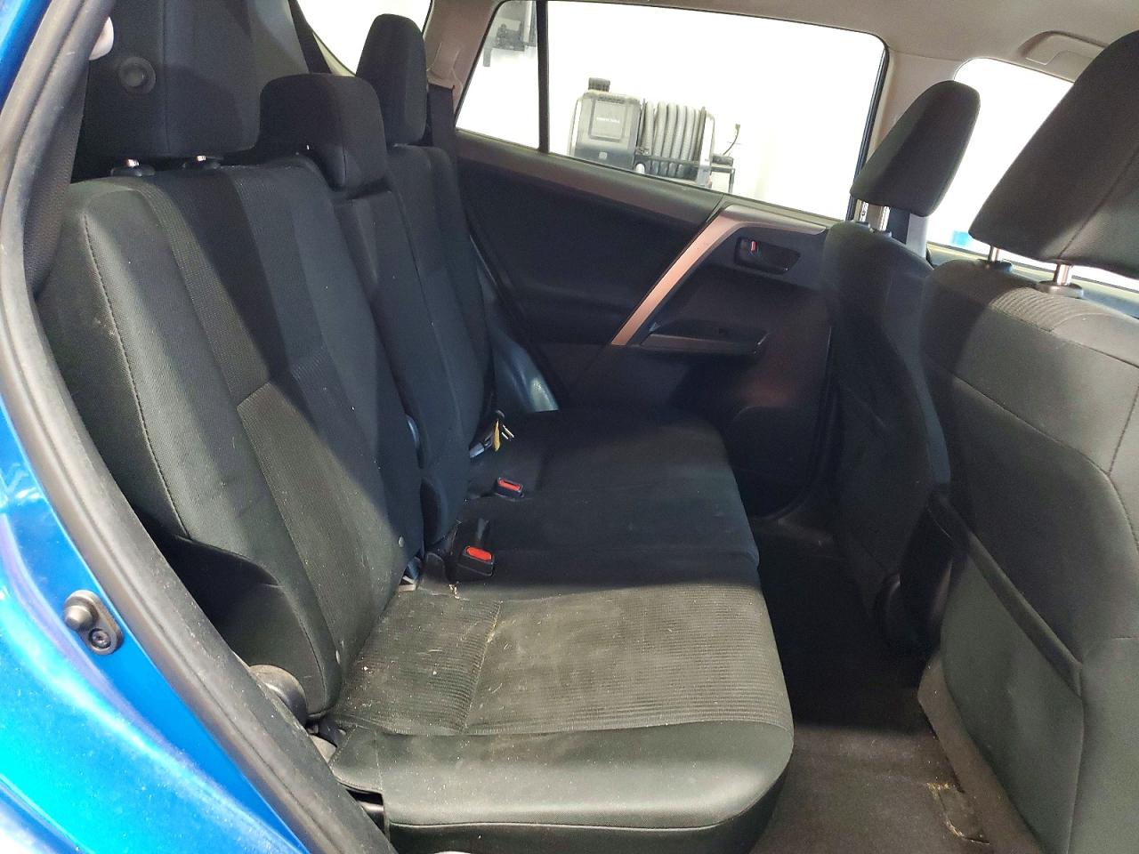 2017 TOYOTA RAV4 LE photo 21