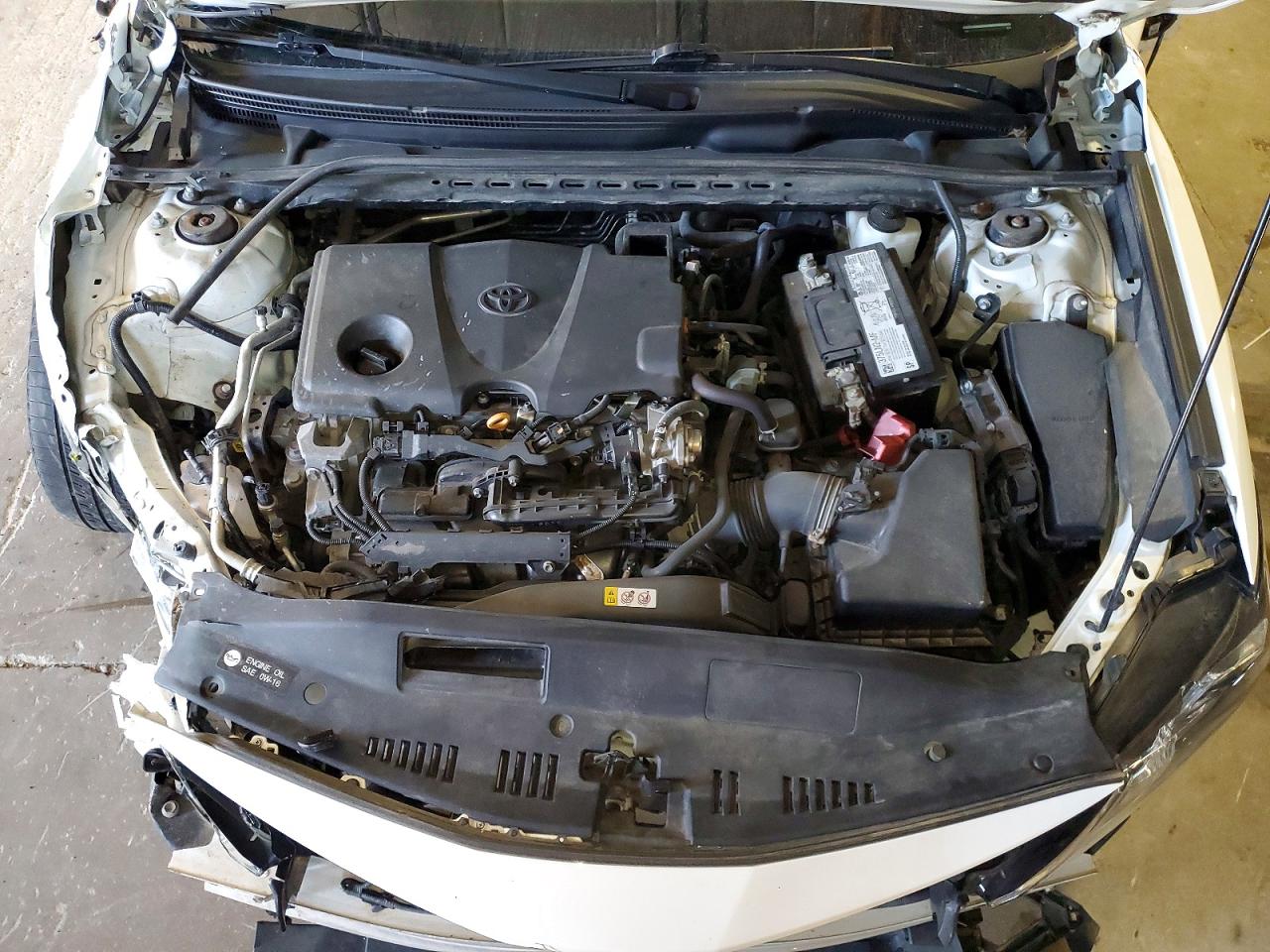 2021 TOYOTA CAMRY LE photo 31