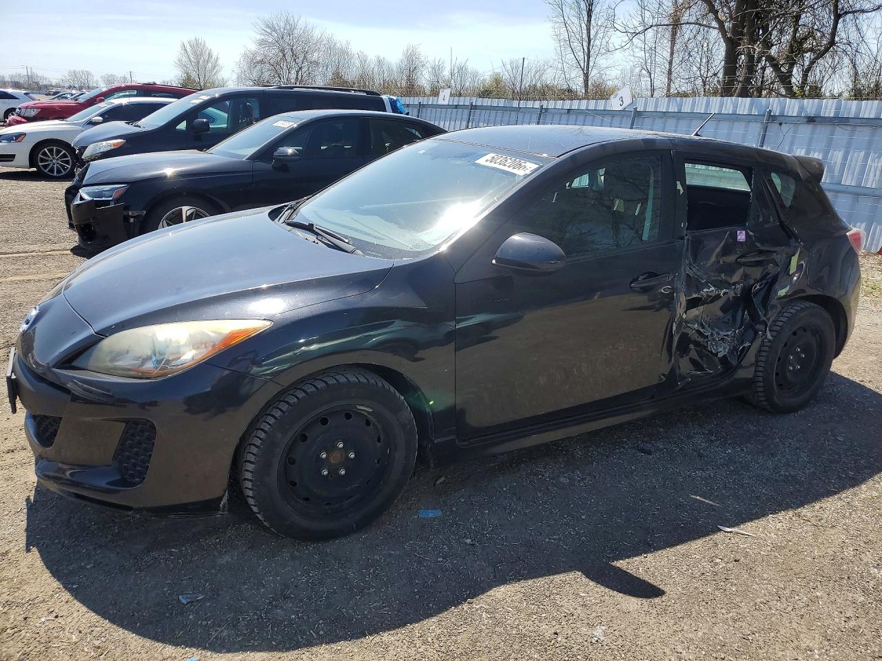 2013 MAZDA 3