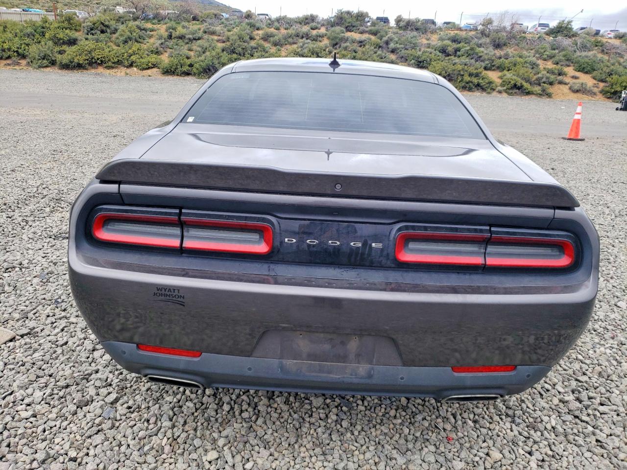 2016 DODGE CHALLENGER SXT photo 11