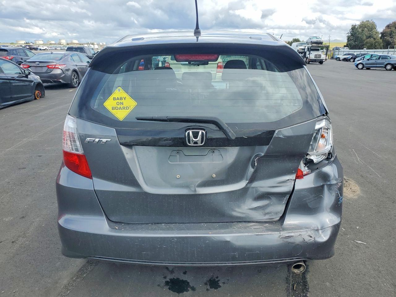 2013 HONDA FIT SPORT photo 16