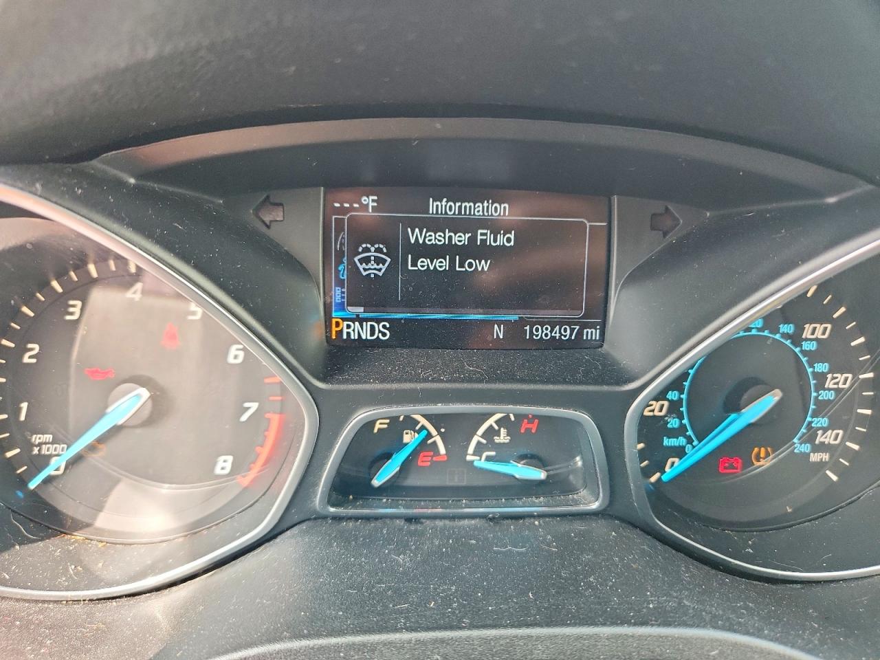 2016 FORD ESCAPE SE photo 17