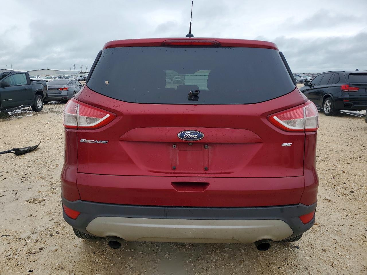 2016 FORD ESCAPE SE photo 11