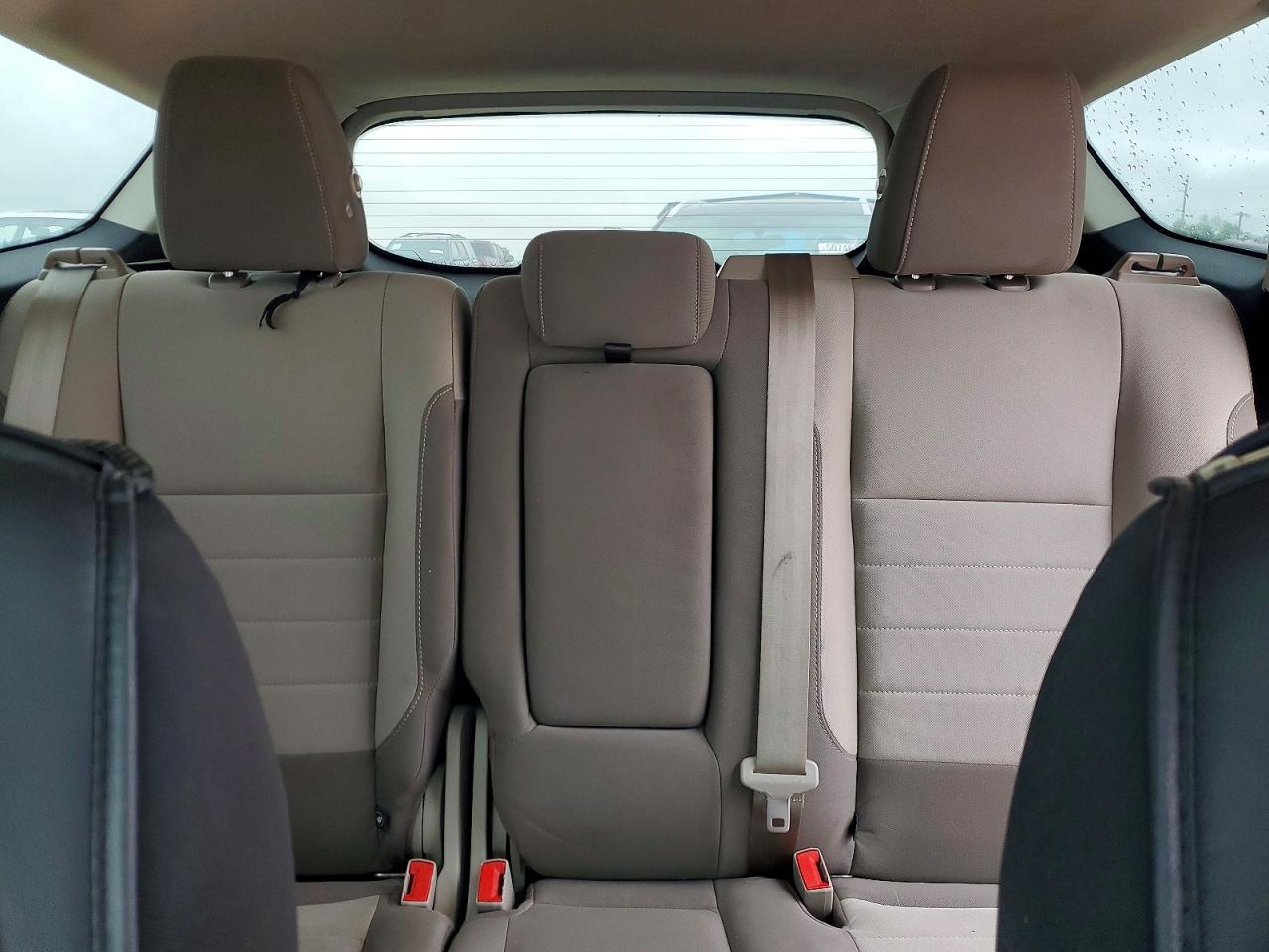 2016 FORD ESCAPE SE photo 19