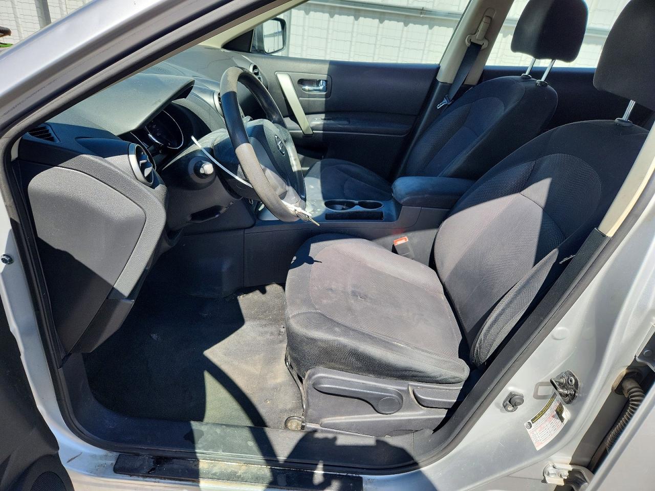 2011 NISSAN ROGUE S photo 19