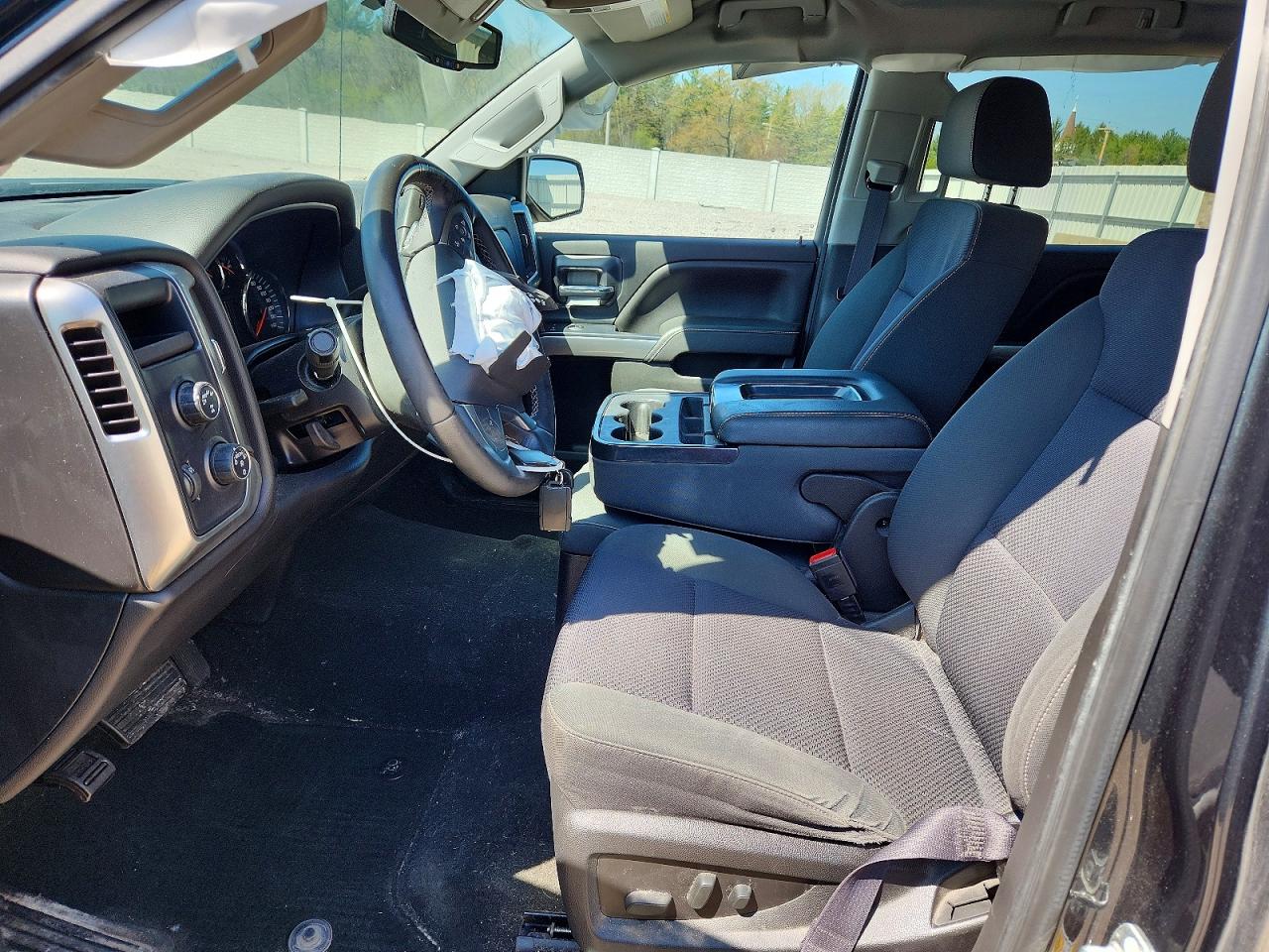 2017 CHEVROLET SILVERADO K1500 LT photo 19