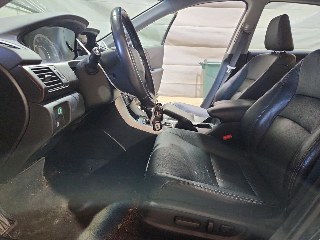 2013 HONDA ACCORD TOURING photo 19