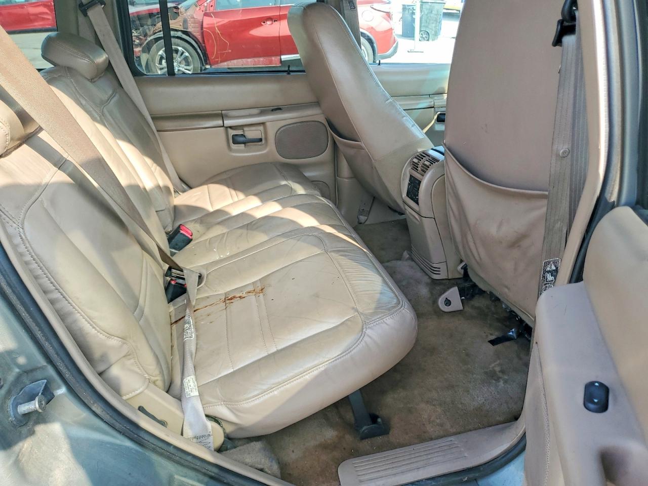 1999 MERCURY MOUNTAINEER photo 31
