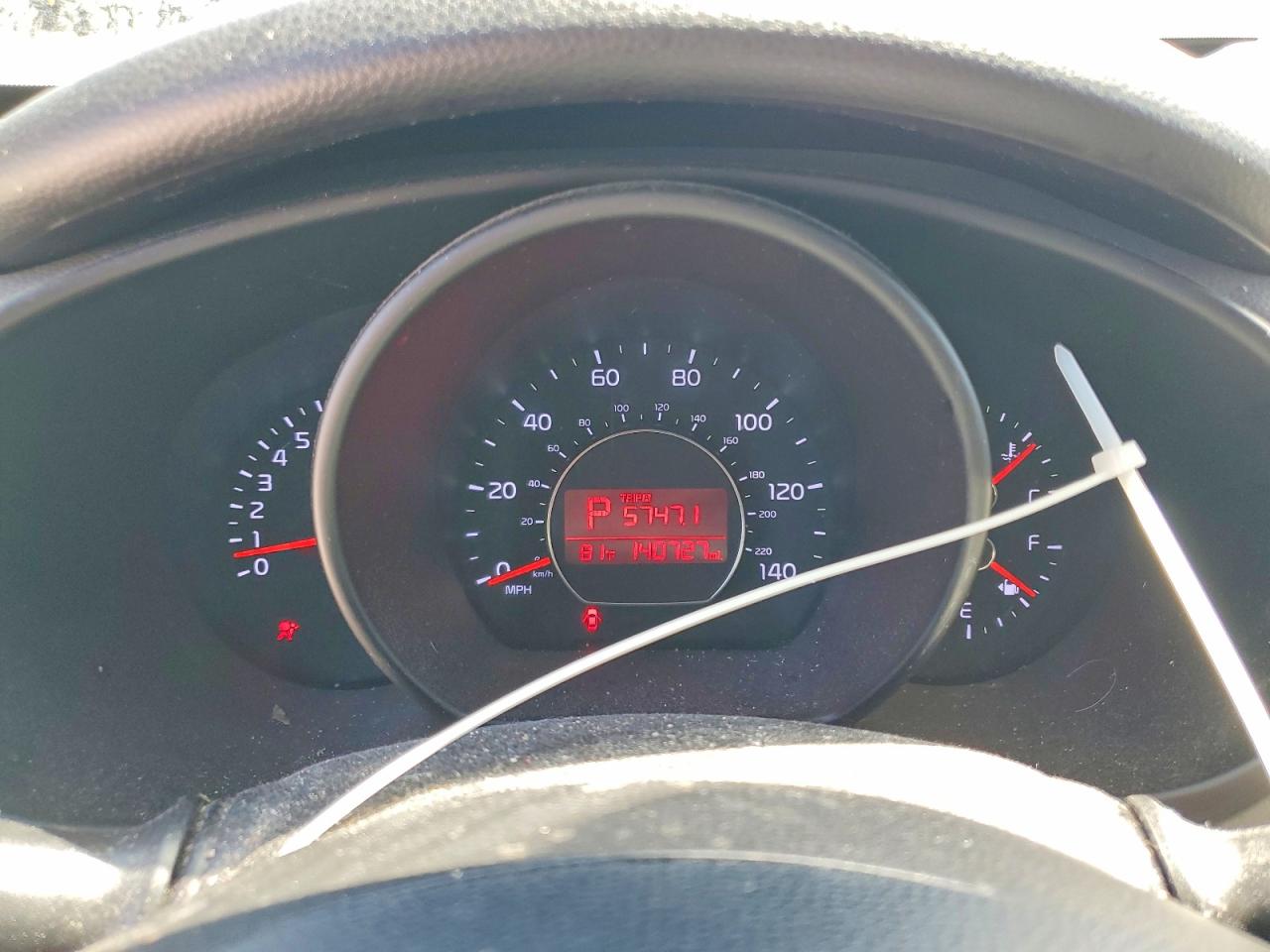 2016 KIA SOUL + photo 17