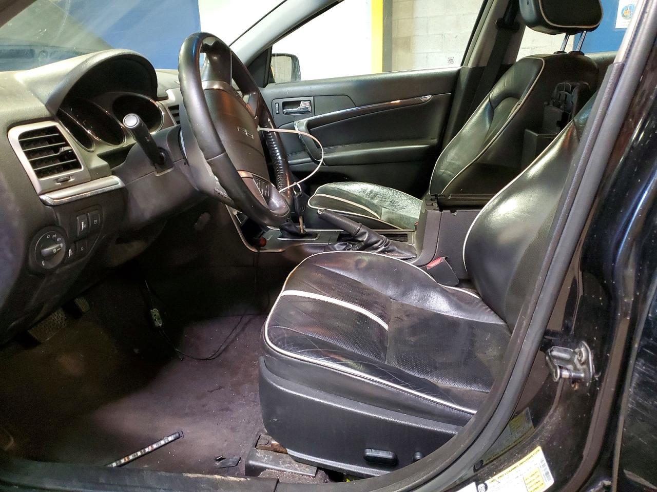 2010 LINCOLN MKZ photo 13